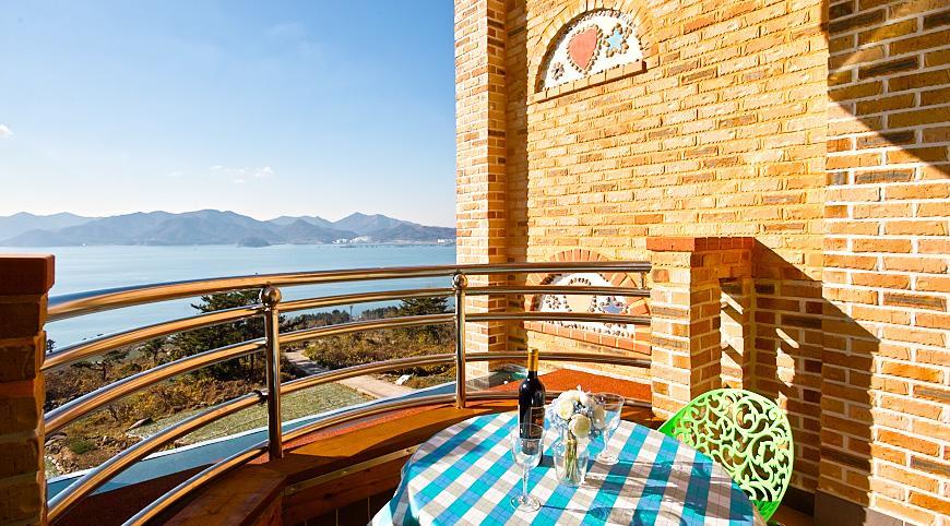 Gung Pension Namhae Exterior photo